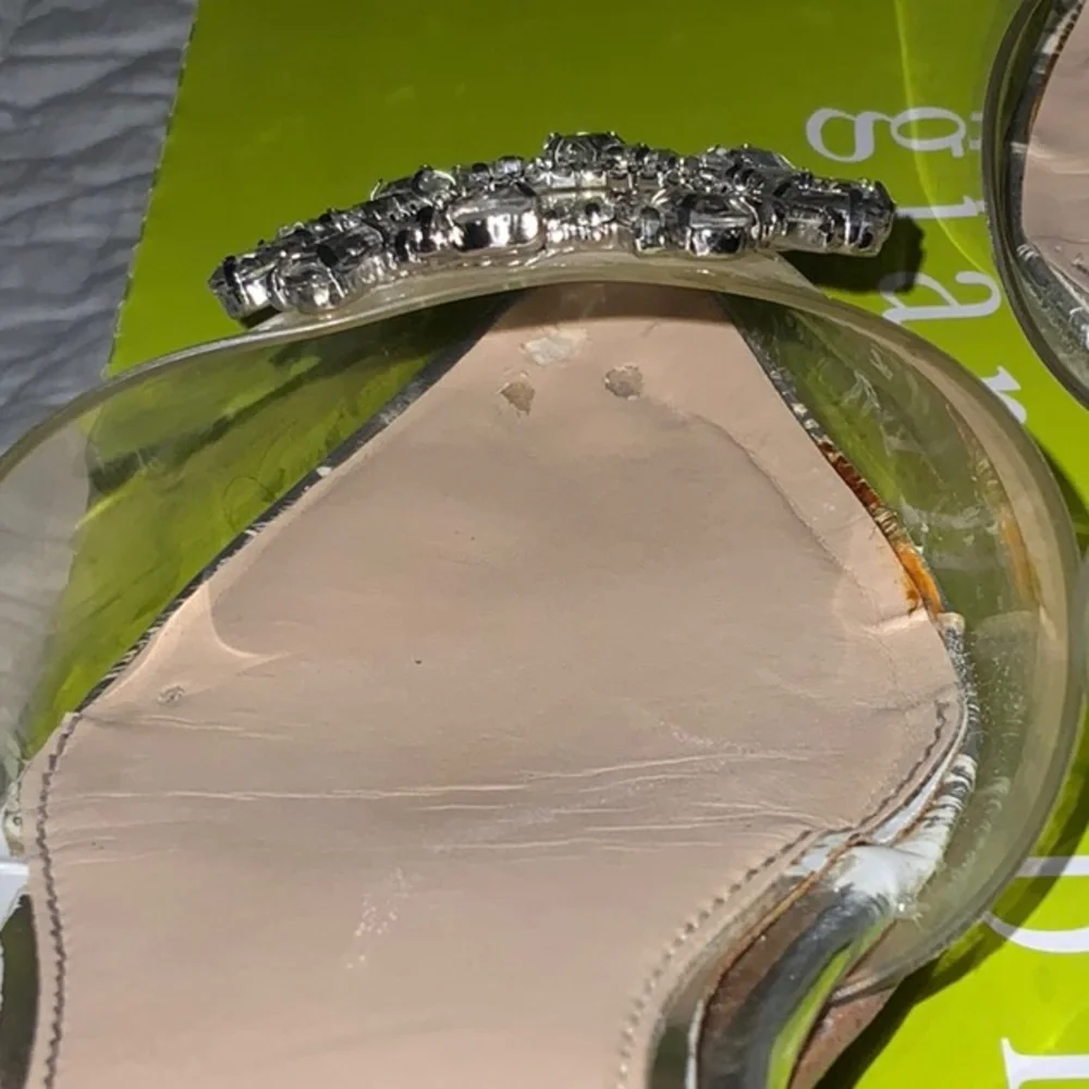 Gianni Bini Vailie Ankle Strap Pointy Flat SZ 8 in Clear PVC - Picture 11 of 16